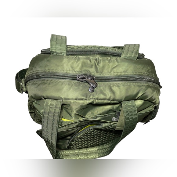 Lug Cartwheel & Drawstring Bag Overnight Bag Olive Green GUC Weekender Duffle - Picture 9 of 16